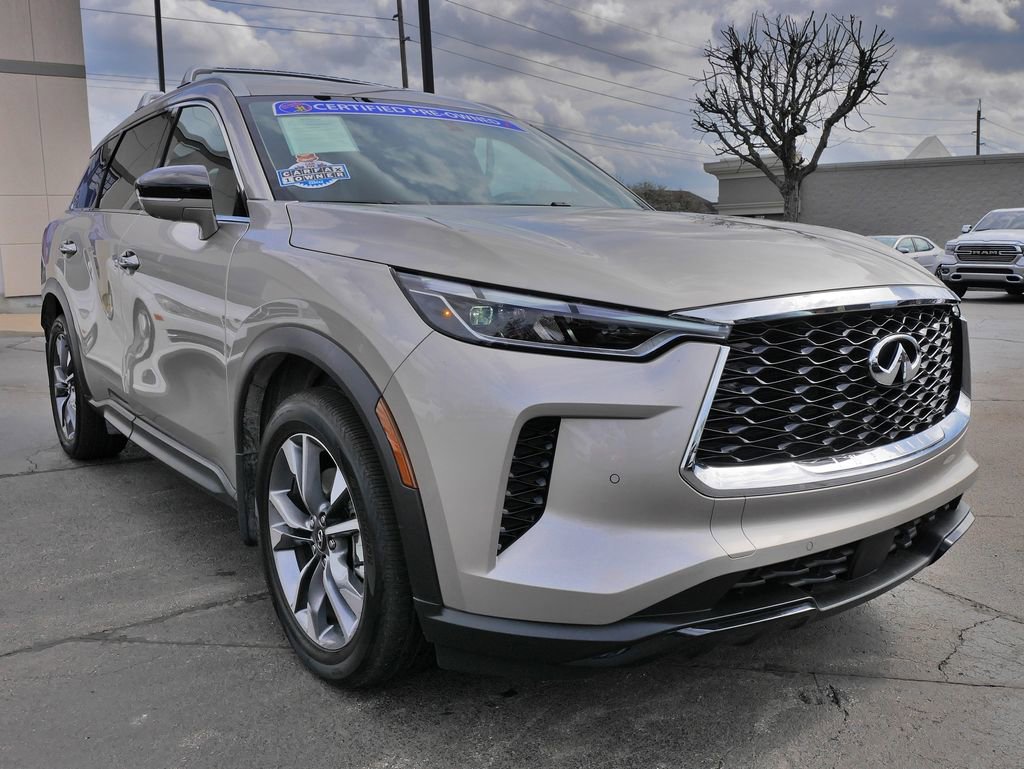 Used 2024 INFINITI QX60 Luxe w/ Vision Package image 3