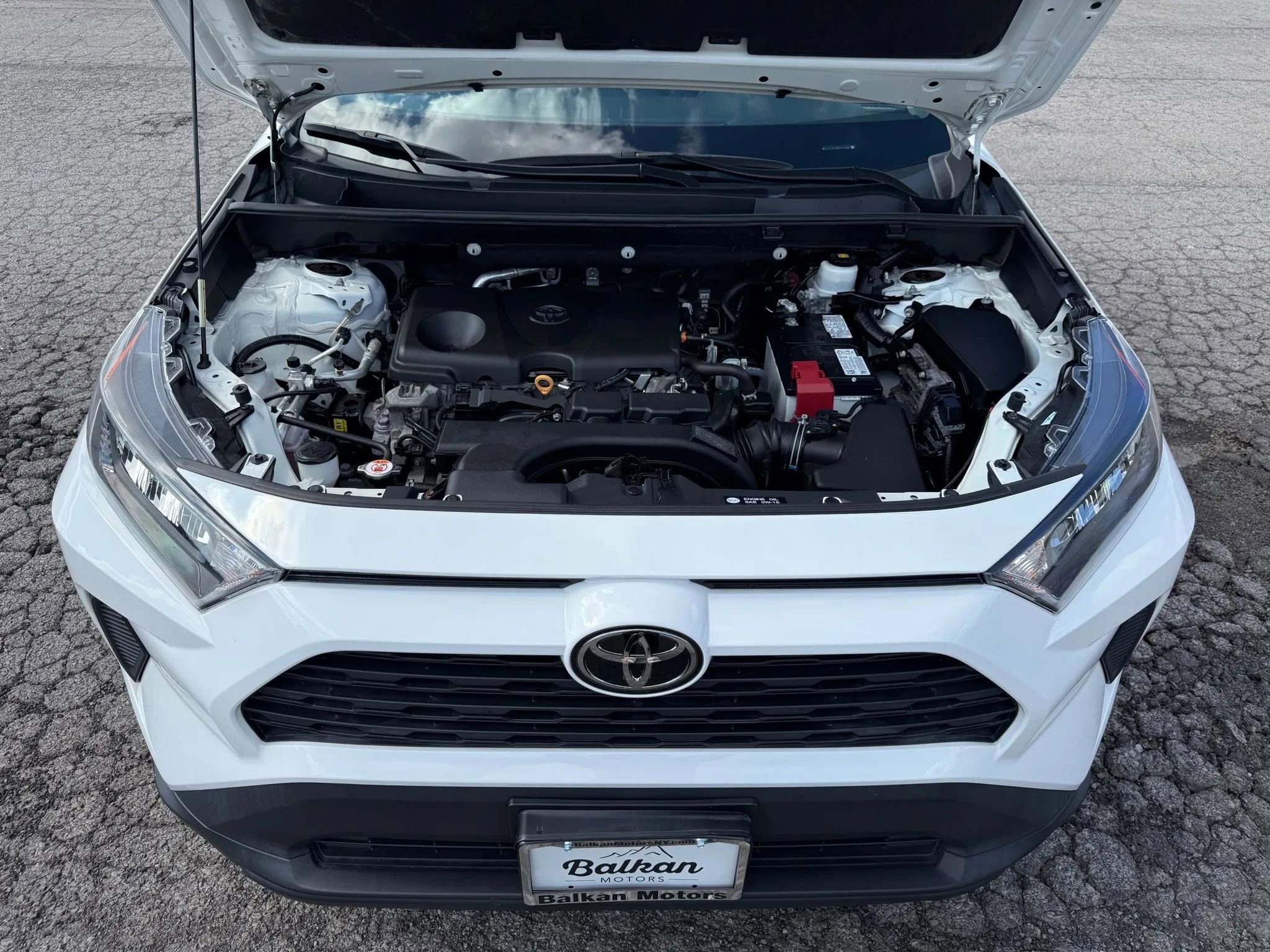 Used 2021 Toyota RAV4 LE image 27