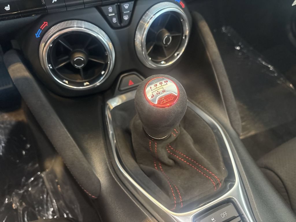 Used 2024 Chevrolet Camaro ZL1 RWD image 16