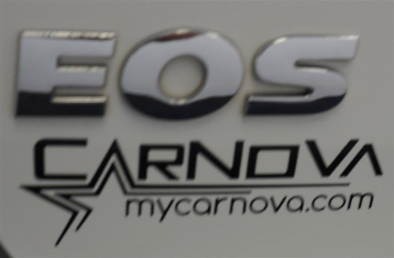Used 2015 Volkswagen Eos Komfort FWD image 38
