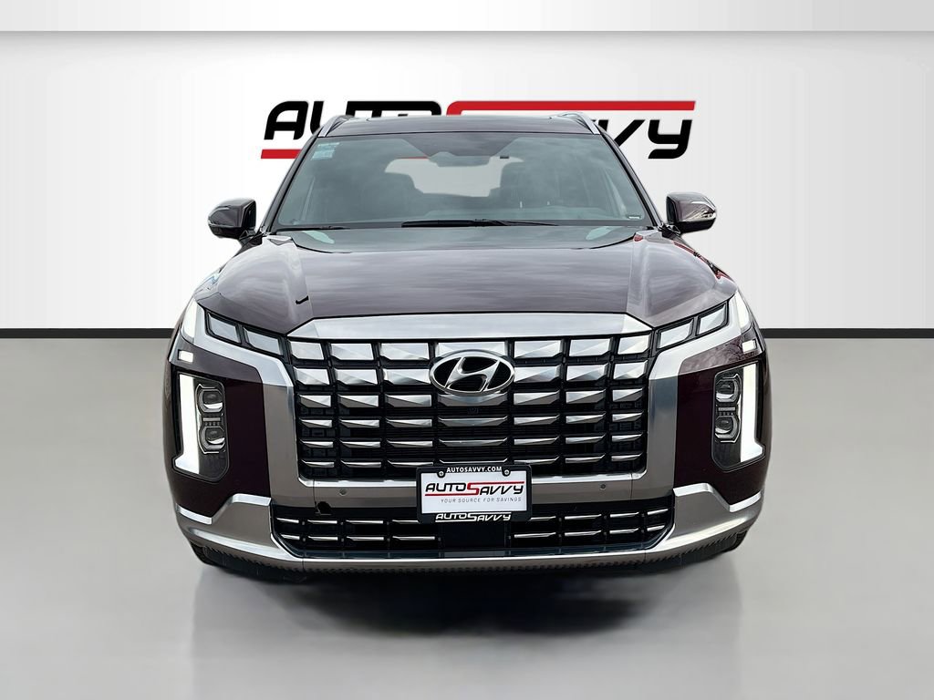Used 2023 Hyundai Palisade Calligraphy w/ Cargo Package AWD/4WD image 2