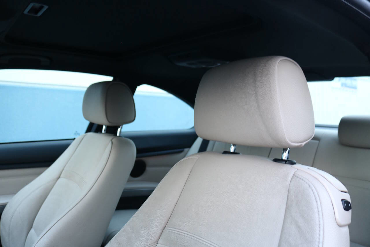 Used 2011 BMW 335is 335is 2dr Coupe image 31