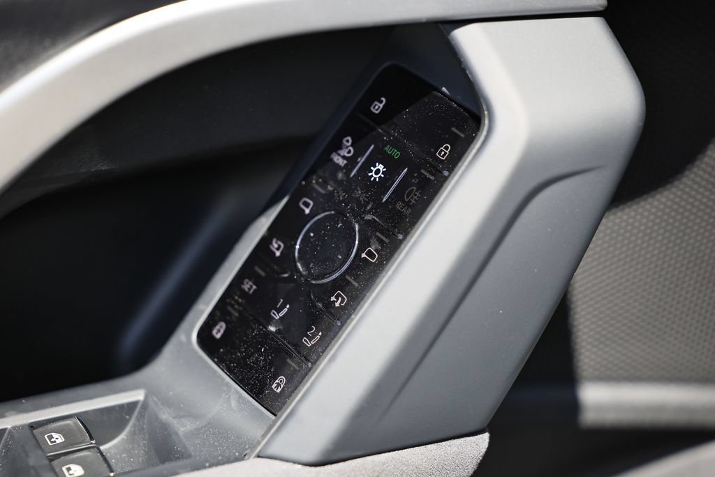 New 2026 Audi SQ5 Premium Plus AWD/4WD image 16