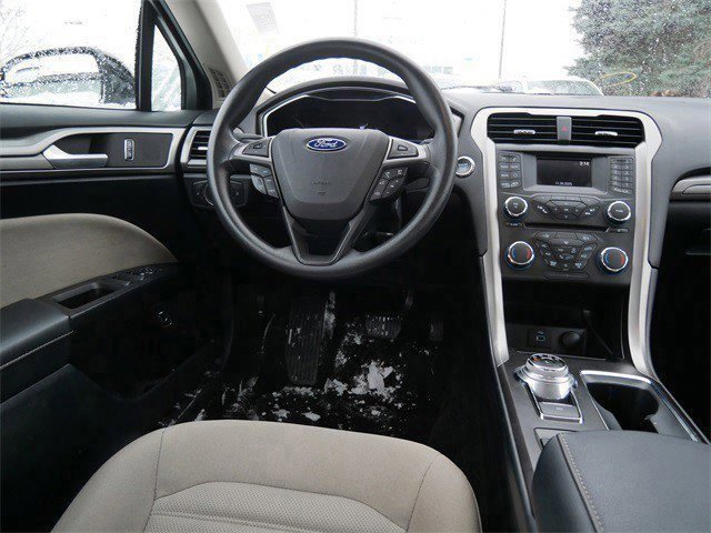 Used 2017 Ford Fusion S image 11