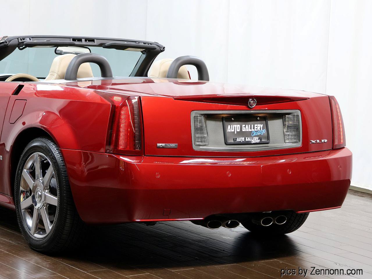 Used 2008 Cadillac XLR RWD image 8