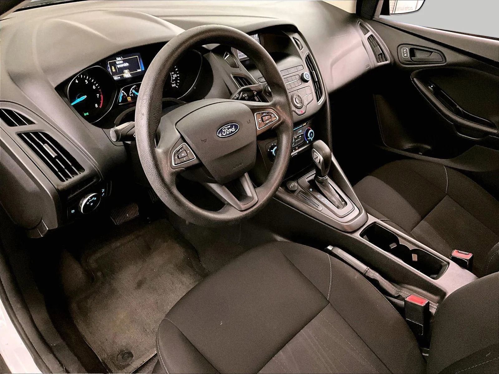 Used 2018 Ford Focus S FWD image 12