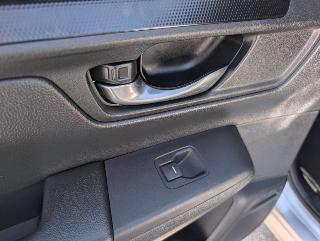 Used 2025 Honda CR-V LX image 25