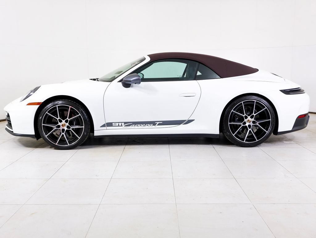 Certified 2025 Porsche 911 Carrera T RWD image 37
