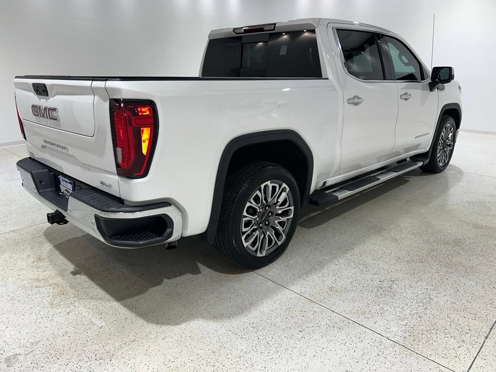 Used 2023 GMC Sierra 1500 SLT w/ SLT Premium Plus Package RWD image 5