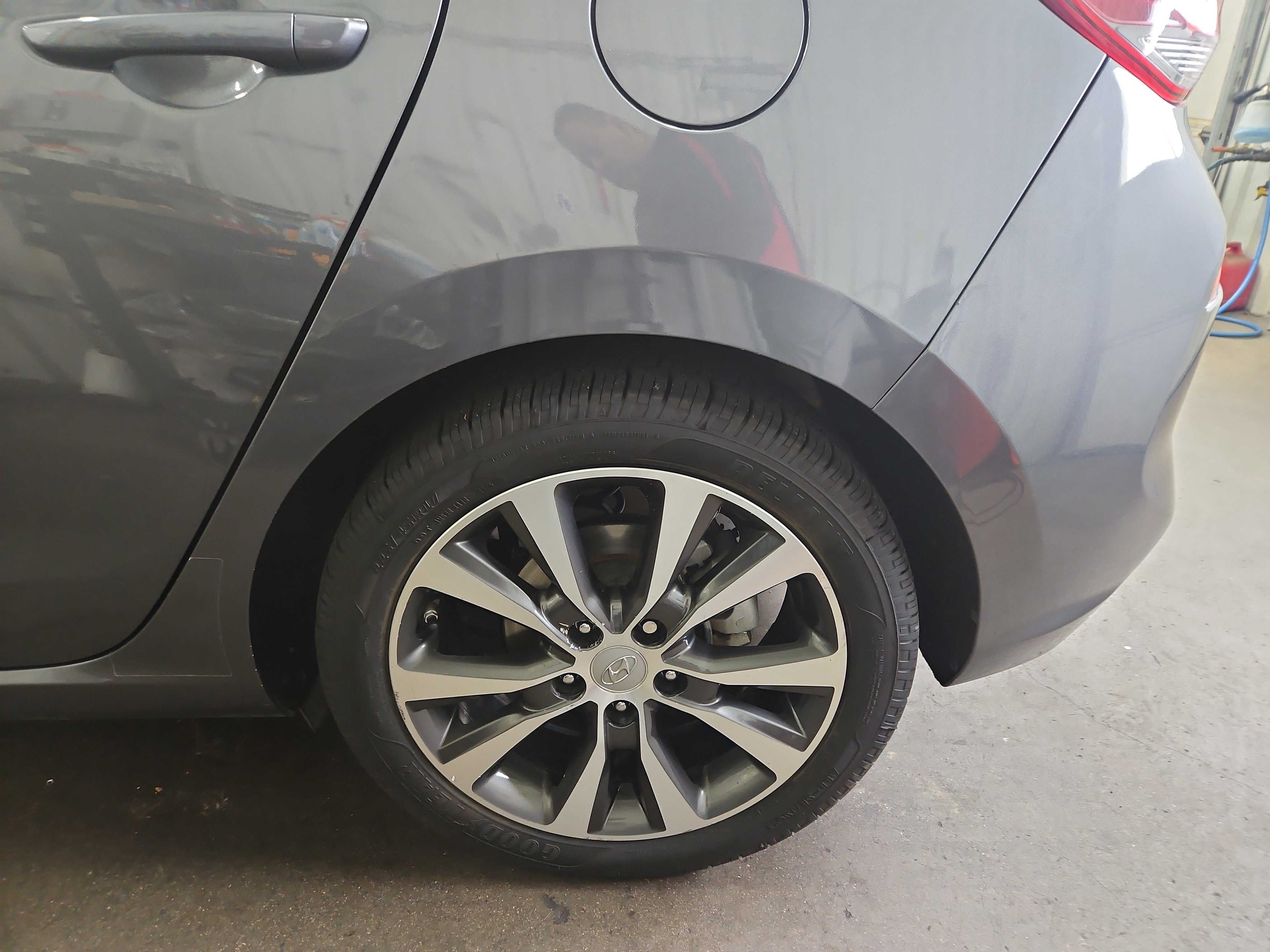 Used 2019 Hyundai Elantra GT image 22