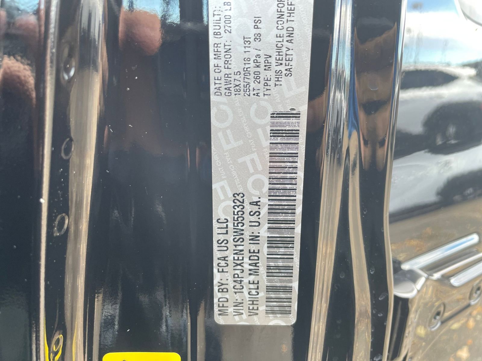 Used 2025 Jeep Wrangler Sahara image 29