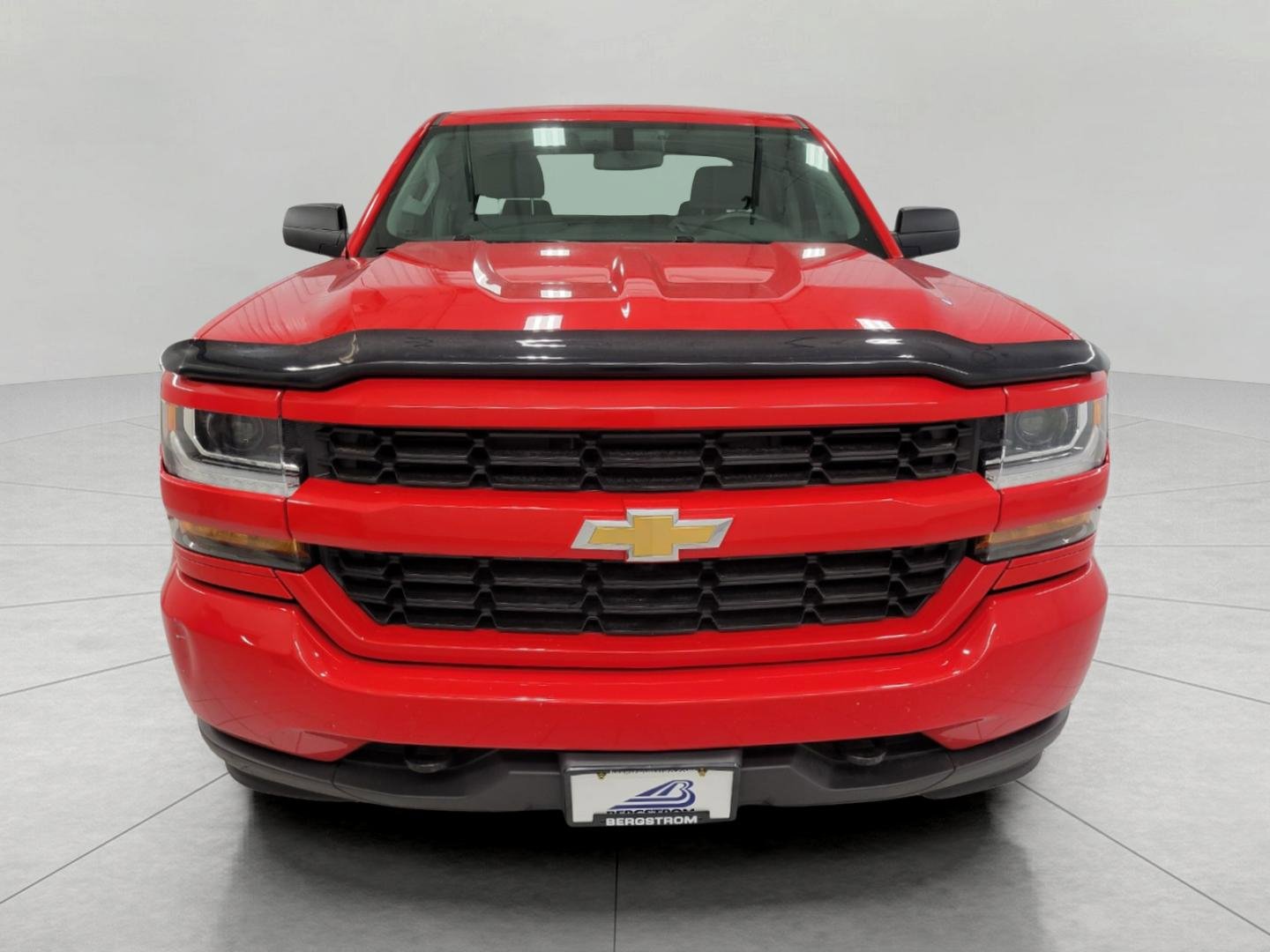 Used 2017 Chevrolet Silverado 1500 Custom w/ Custom Convenience Package AWD/4WD image 14