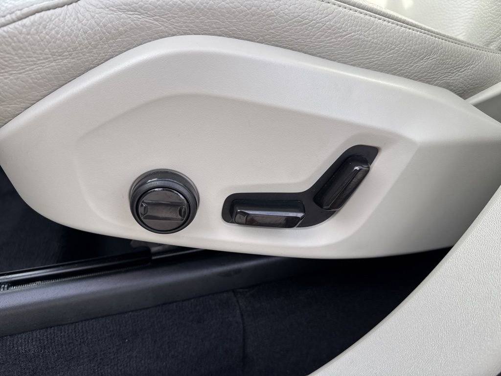 Used 2024 Volvo XC90 B5 Plus image 22