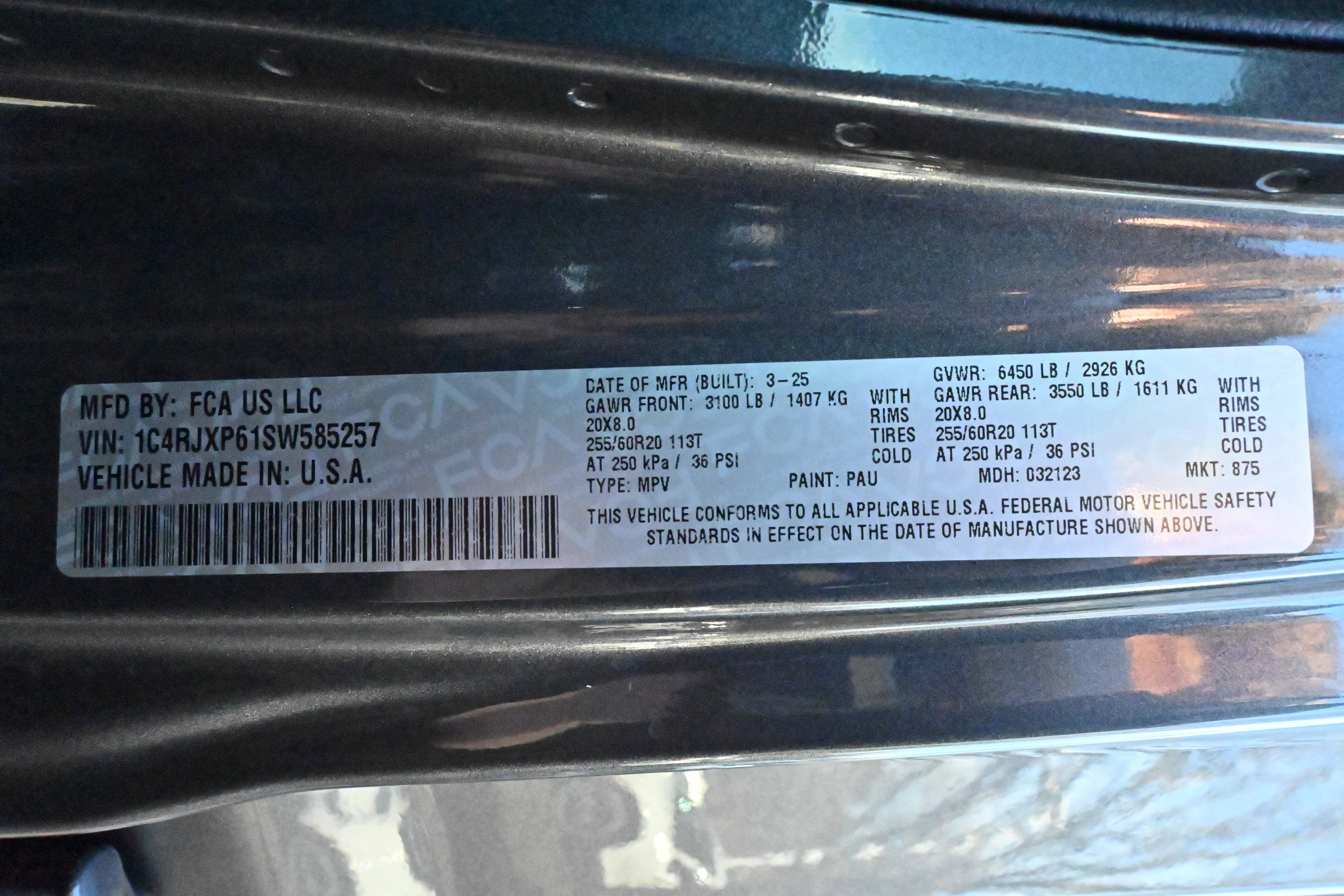 Used 2025 Jeep Wrangler Sahara w/ Safety Group image 36