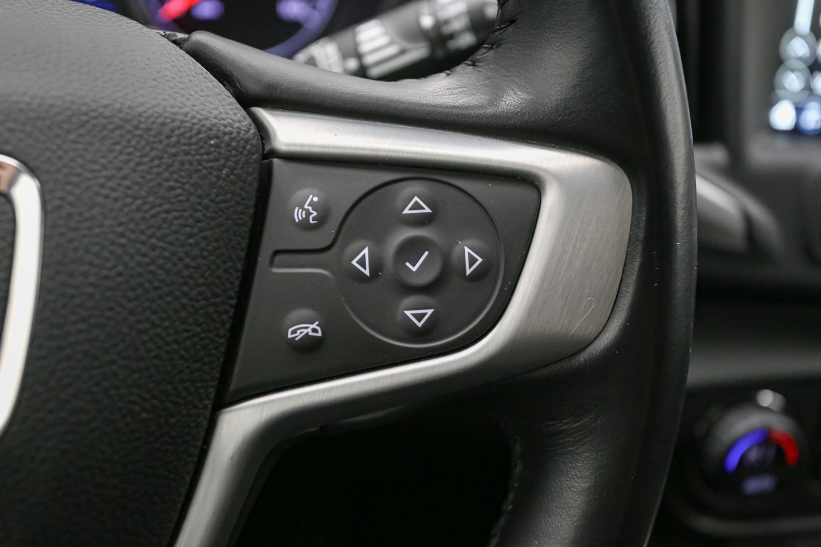 Used 2019 GMC Terrain SLE w/ Driver Convenience Package image 38