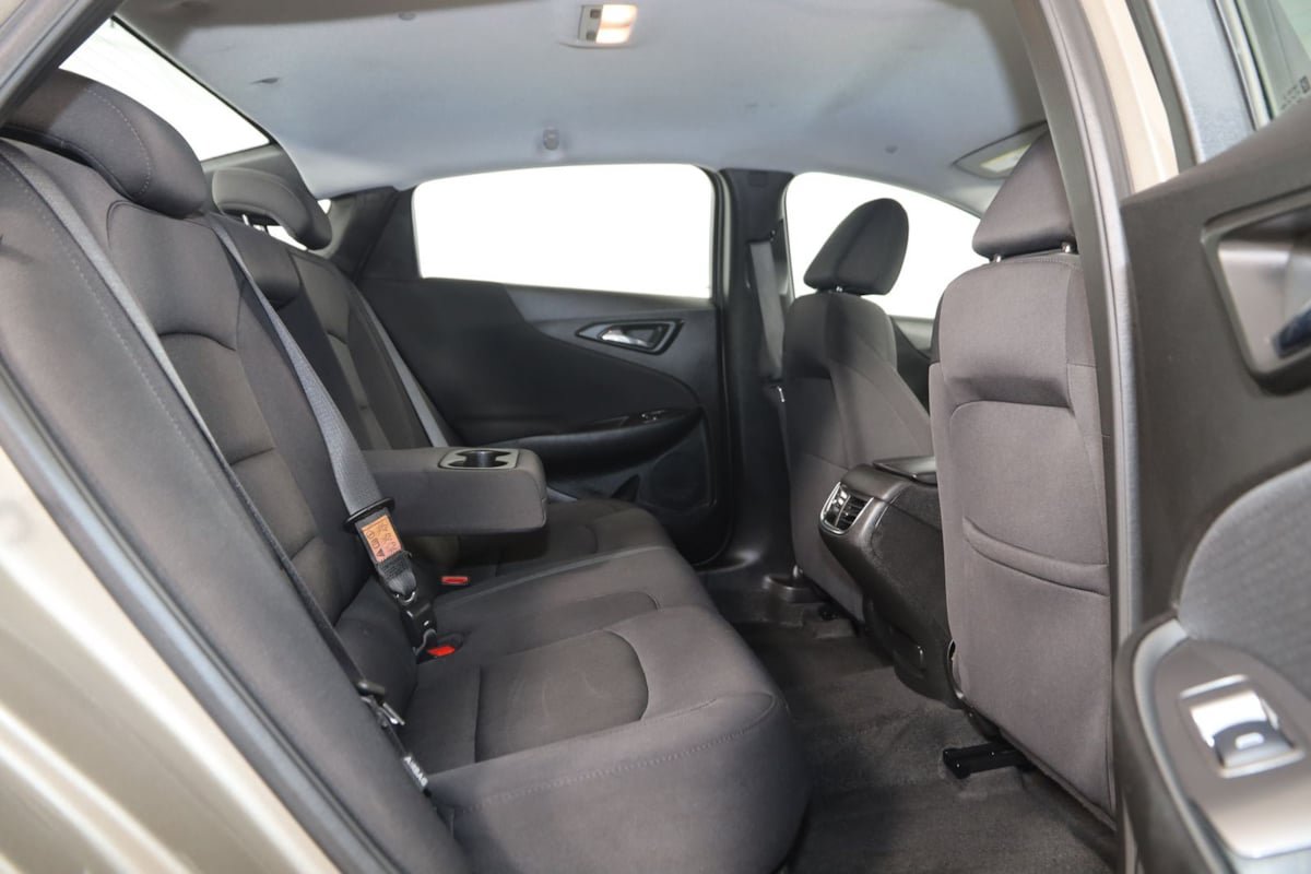 Used 2024 Chevrolet Malibu LT FWD image 13