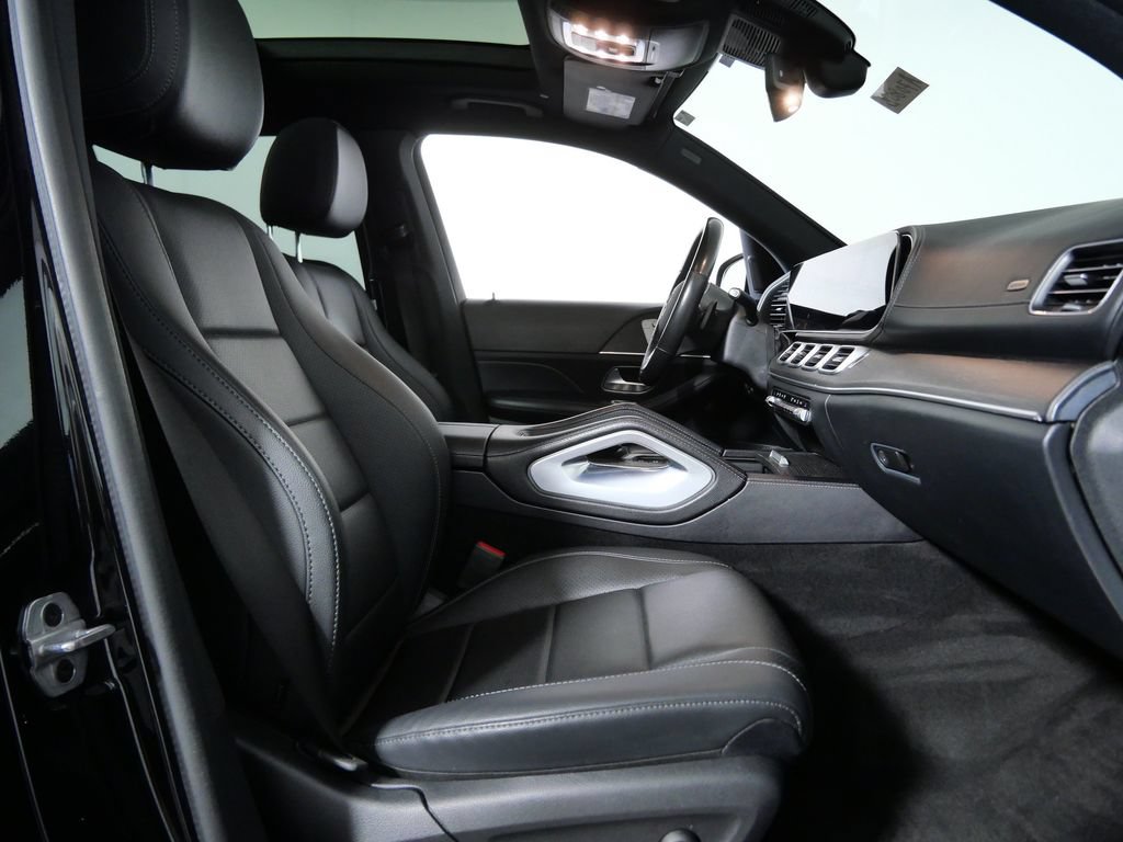 Used 2021 Mercedes-Benz GLS 450 4MATIC image 7
