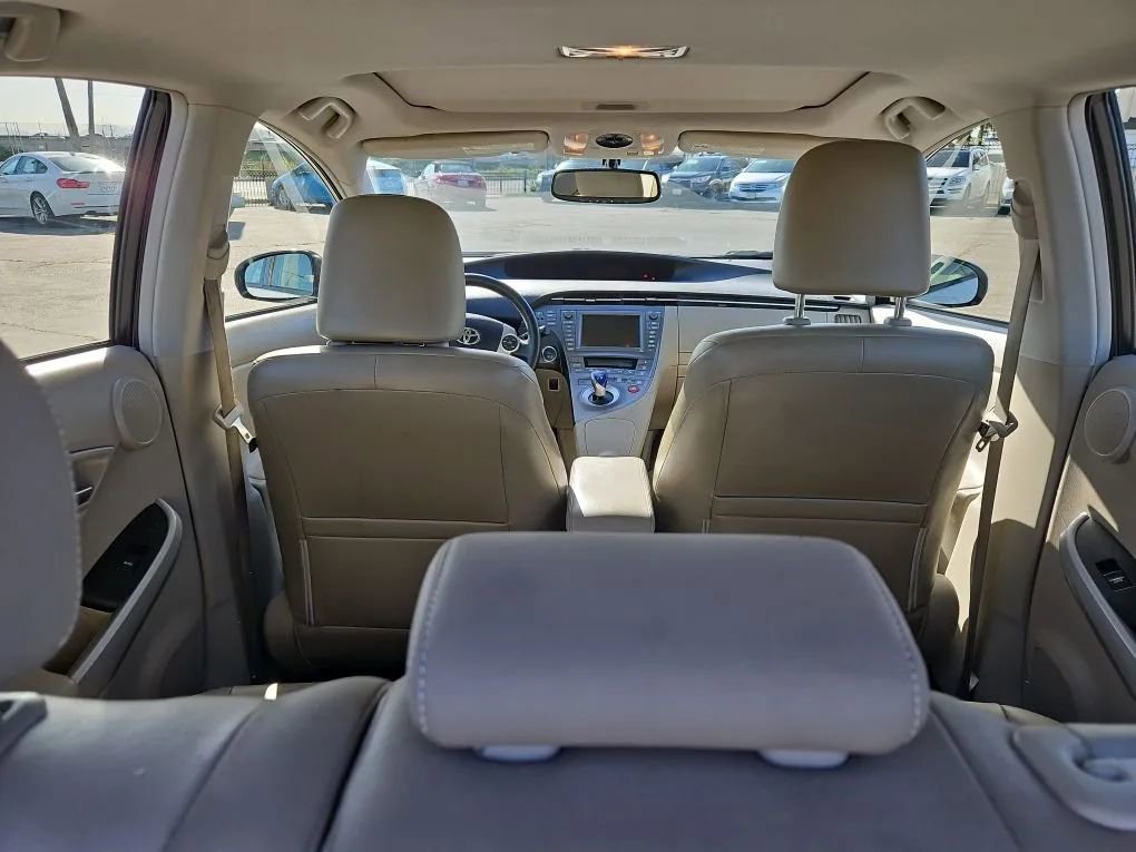 Used 2012 Toyota Prius Four w/ Deluxe Solar Roof Pkg image 22