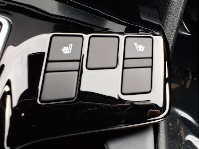 Used 2025 Kia Sportage X-Line w/ Premium Package image 20