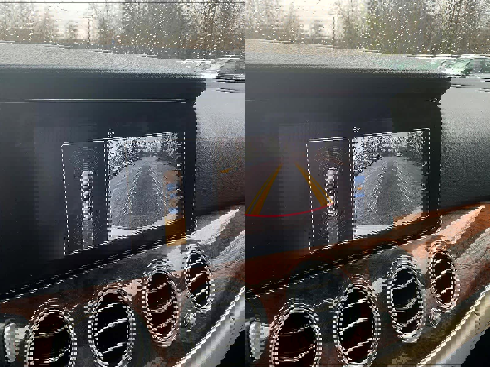 Used 2017 Mercedes-Benz E 300 4MATIC image 19