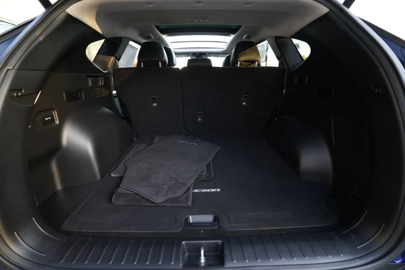 Used 2023 Hyundai Tucson Limited AWD/4WD image 31