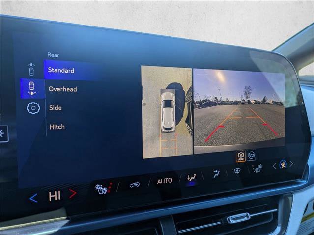 New 2026 Chevrolet Equinox EV LT AWD/4WD image 13