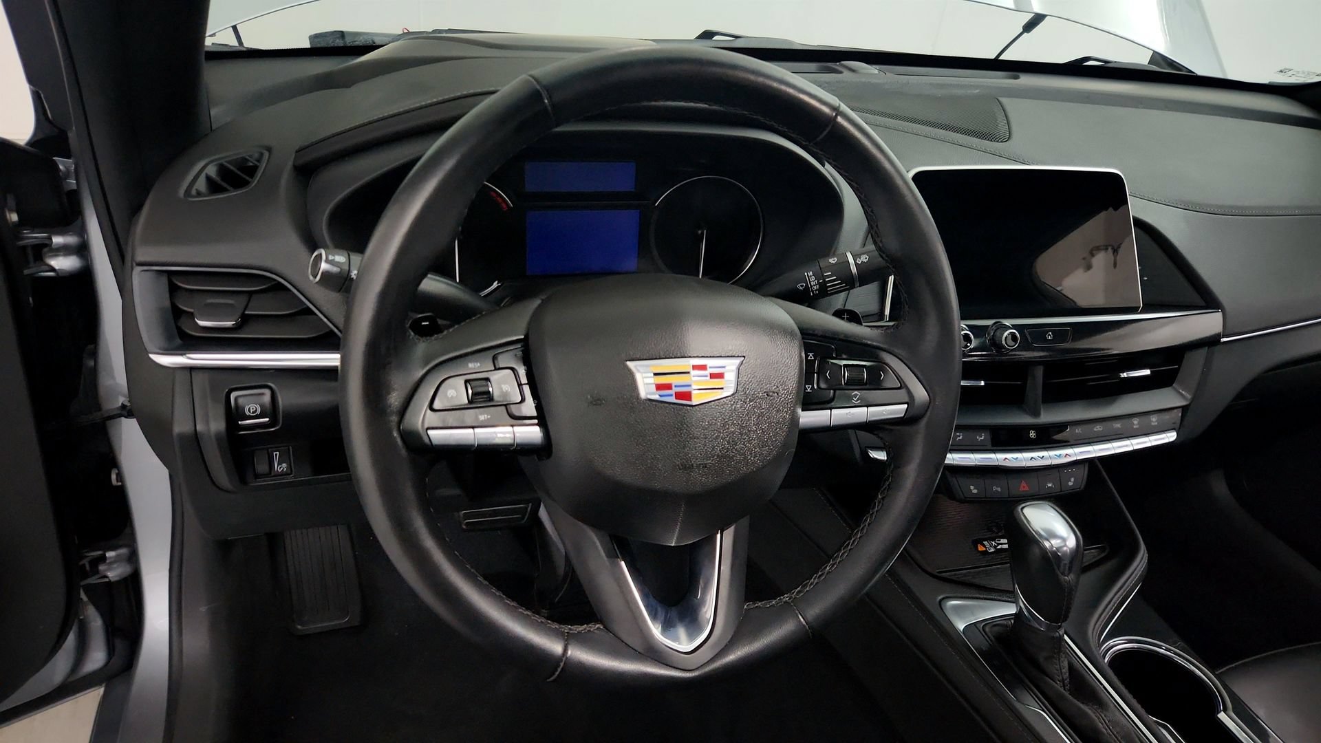 Certified 2026 Cadillac CT4 Luxury w/ Sun And Sound Package AWD/4WD image 18
