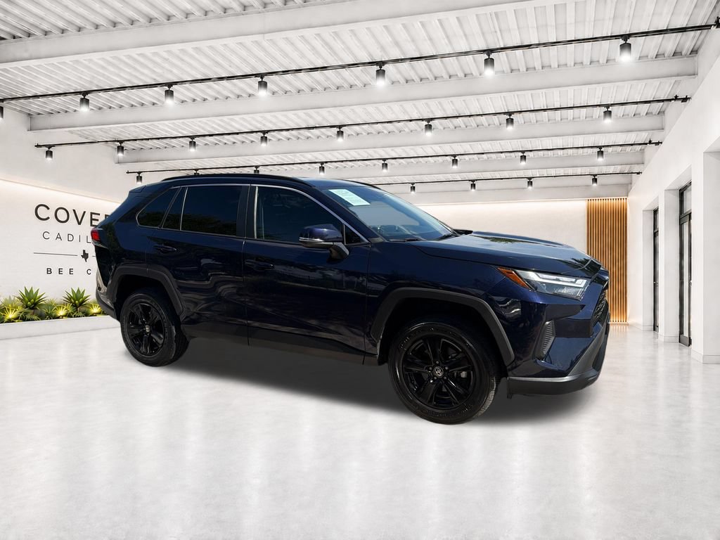 Used 2024 Toyota RAV4 XLE FWD image 15