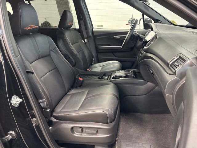 Certified 2023 Honda Passport TrailSport image 14