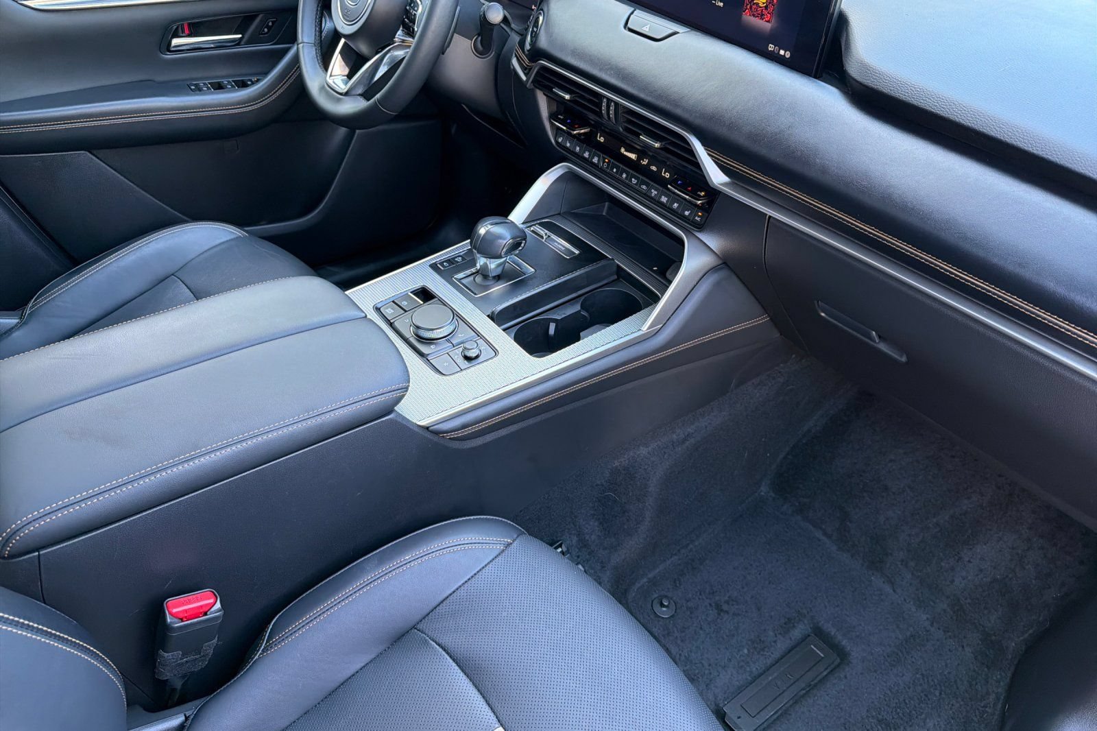 Certified 2024 MAZDA CX-90 Plug-In Hybrid w/ Premium Plus AWD/4WD image 17