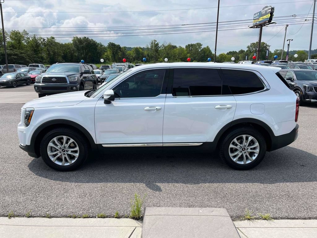 Used 2022 Kia Telluride LX FWD image 32