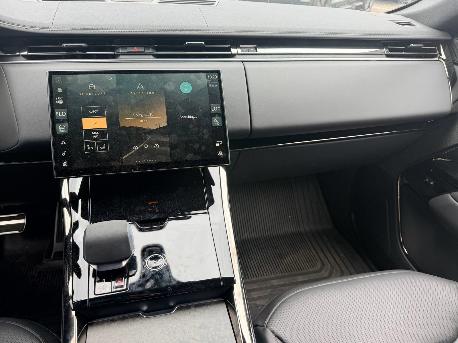 Used 2026 Land Rover Range Rover Sport Dynamic SE AWD/4WD image 10