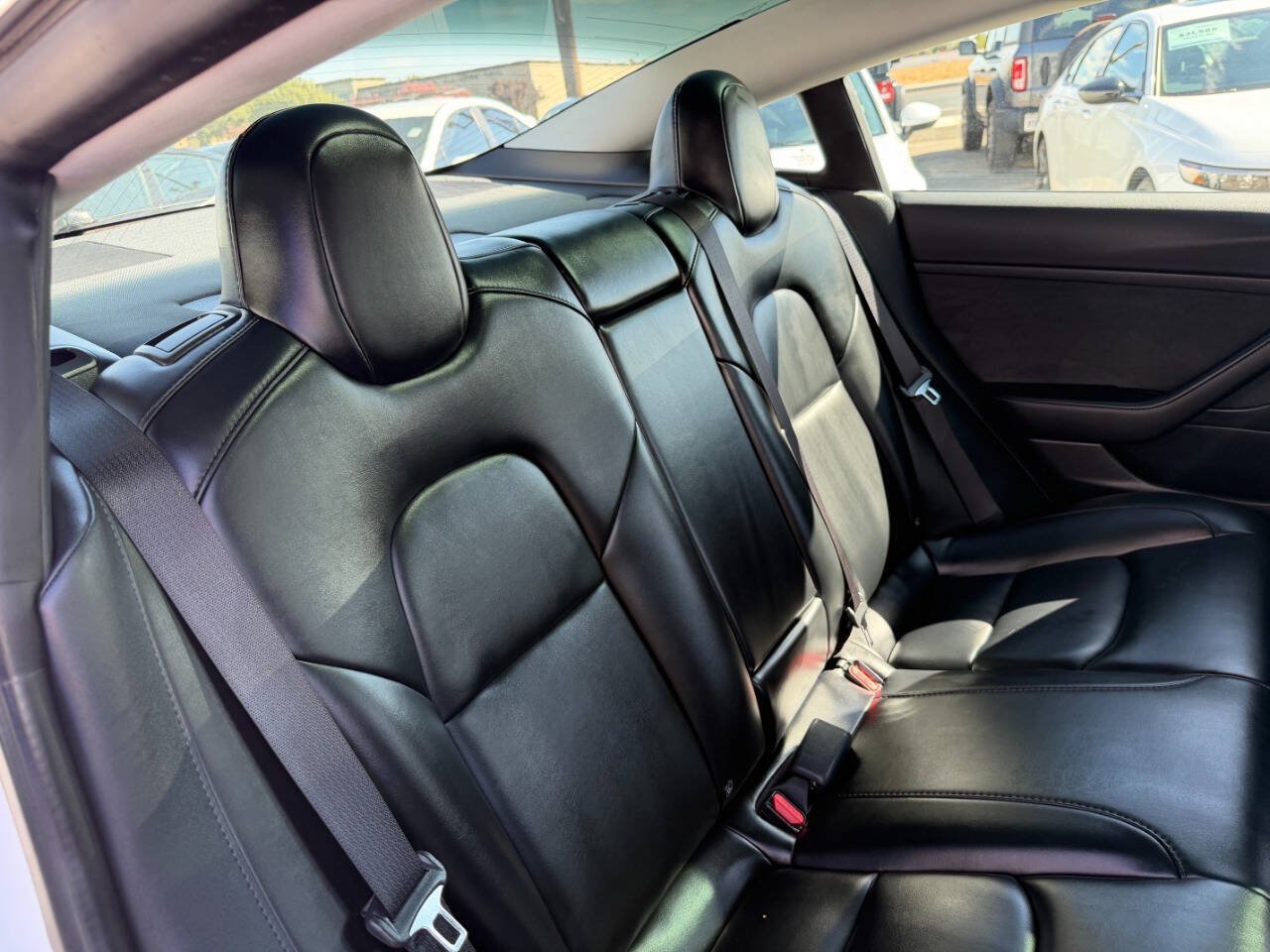 Used 2020 Tesla Model 3 Standard Range Plus RWD image 29