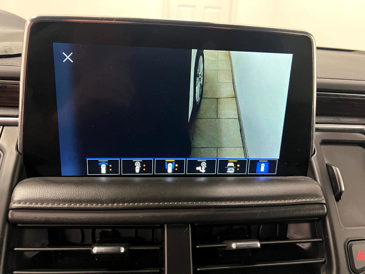 Used 2024 Chevrolet Tahoe High Country image 47