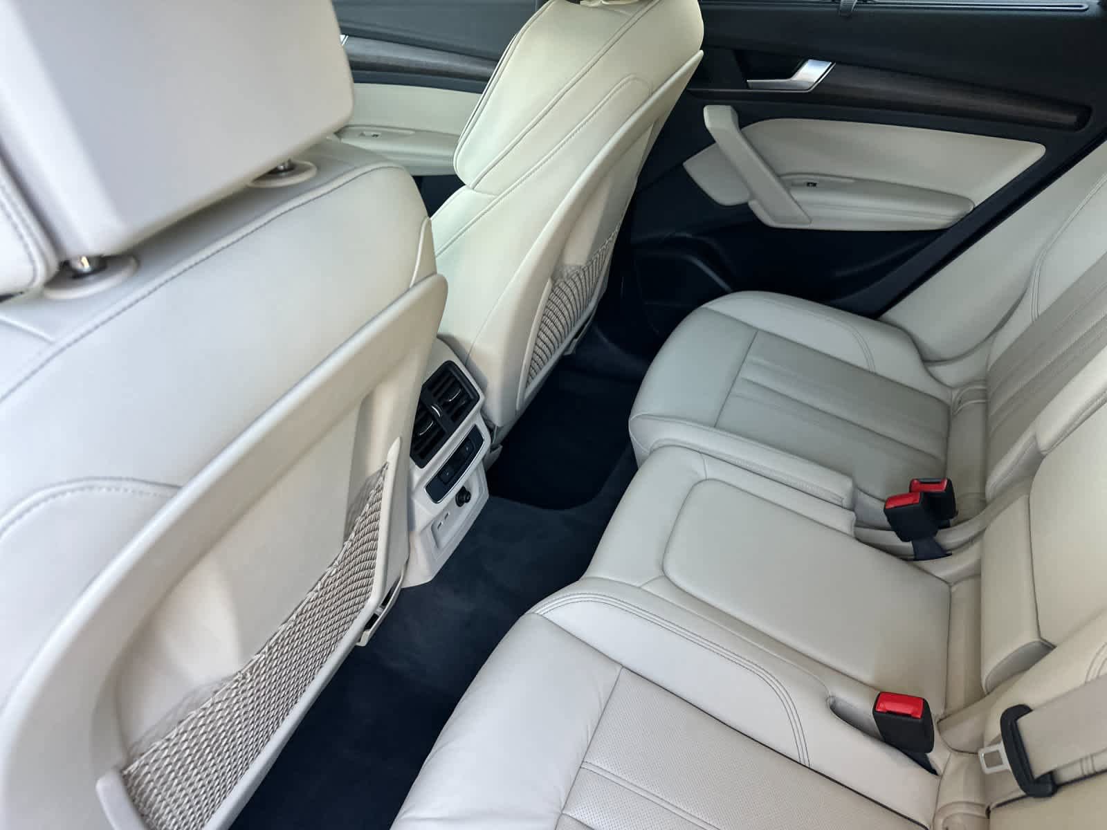 Used 2023 Audi Q5 2.0T Premium Plus w/ Premium Plus Package AWD/4WD image 4