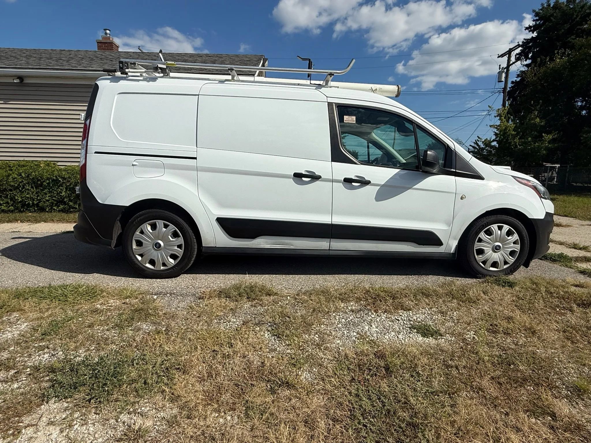 Used 2020 Ford Transit Connect XL image 5
