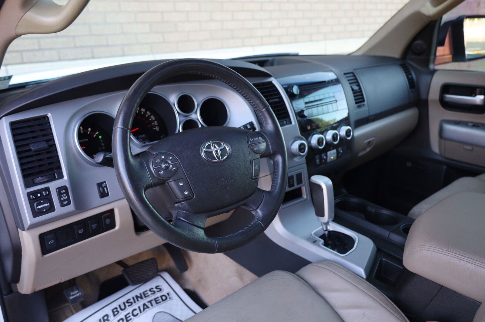 Used 2008 Toyota Sequoia Limited AWD/4WD image 14