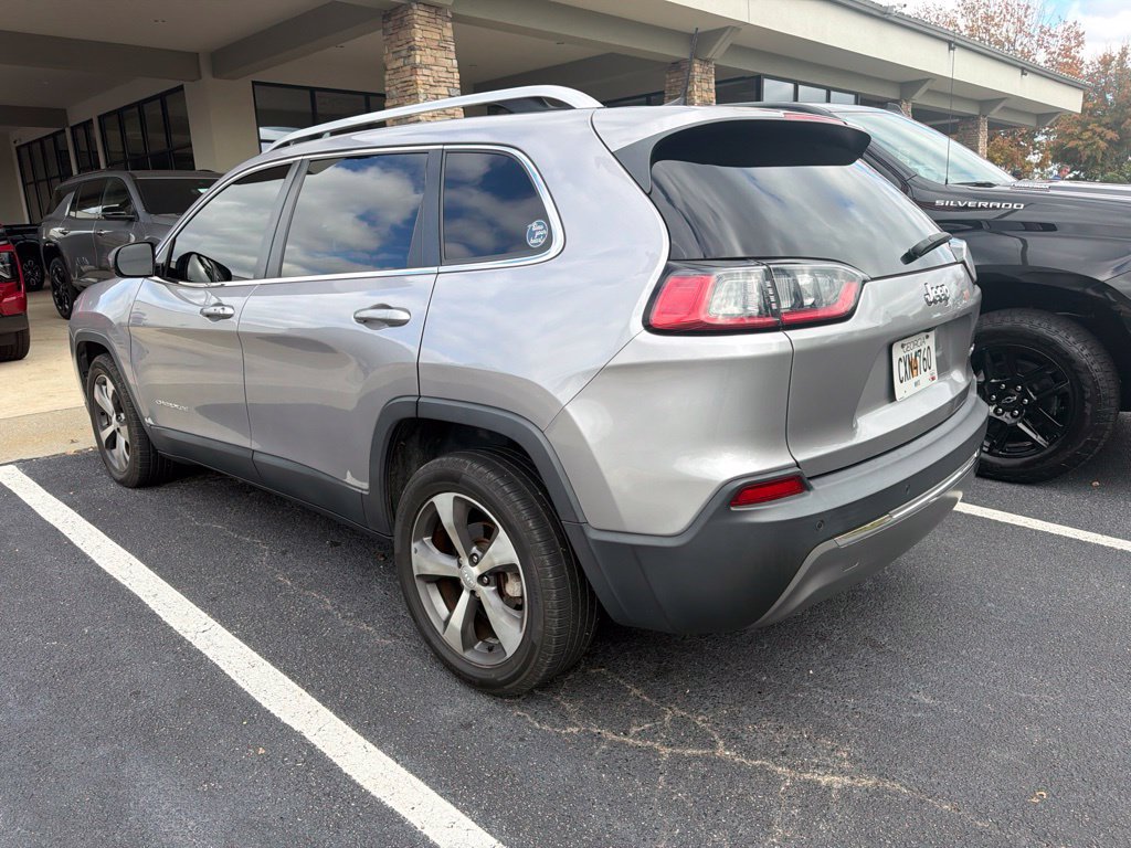 Used 2020 Jeep Cherokee Limited FWD image 3