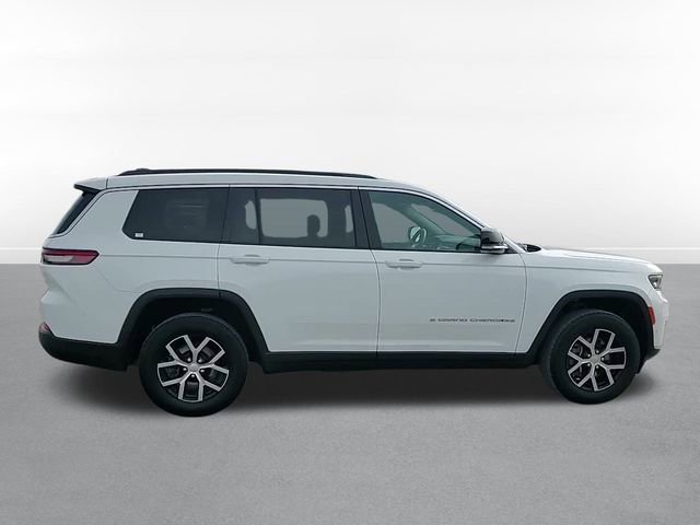 Used 2024 Jeep Grand Cherokee L Limited w/ Luxury Tech Group II image 4