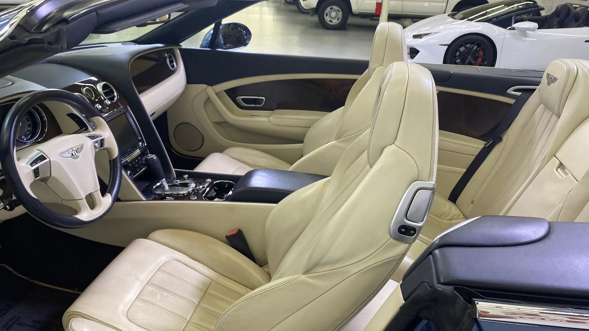 Used 2014 Bentley Continental GT image 27