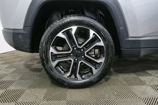 Used 2023 Jeep Compass Limited AWD/4WD image 16