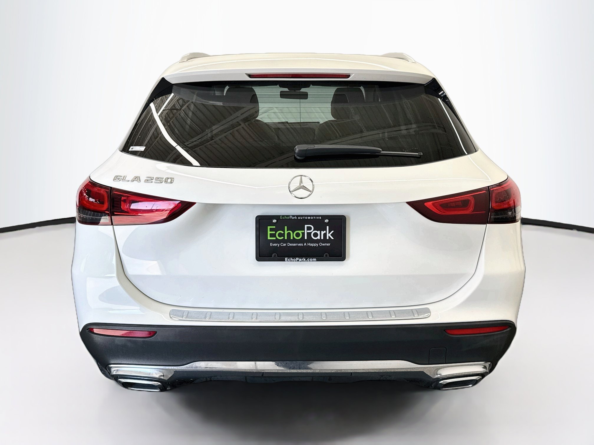 Used 2023 Mercedes-Benz GLA 250 w/ Premium Package image 7