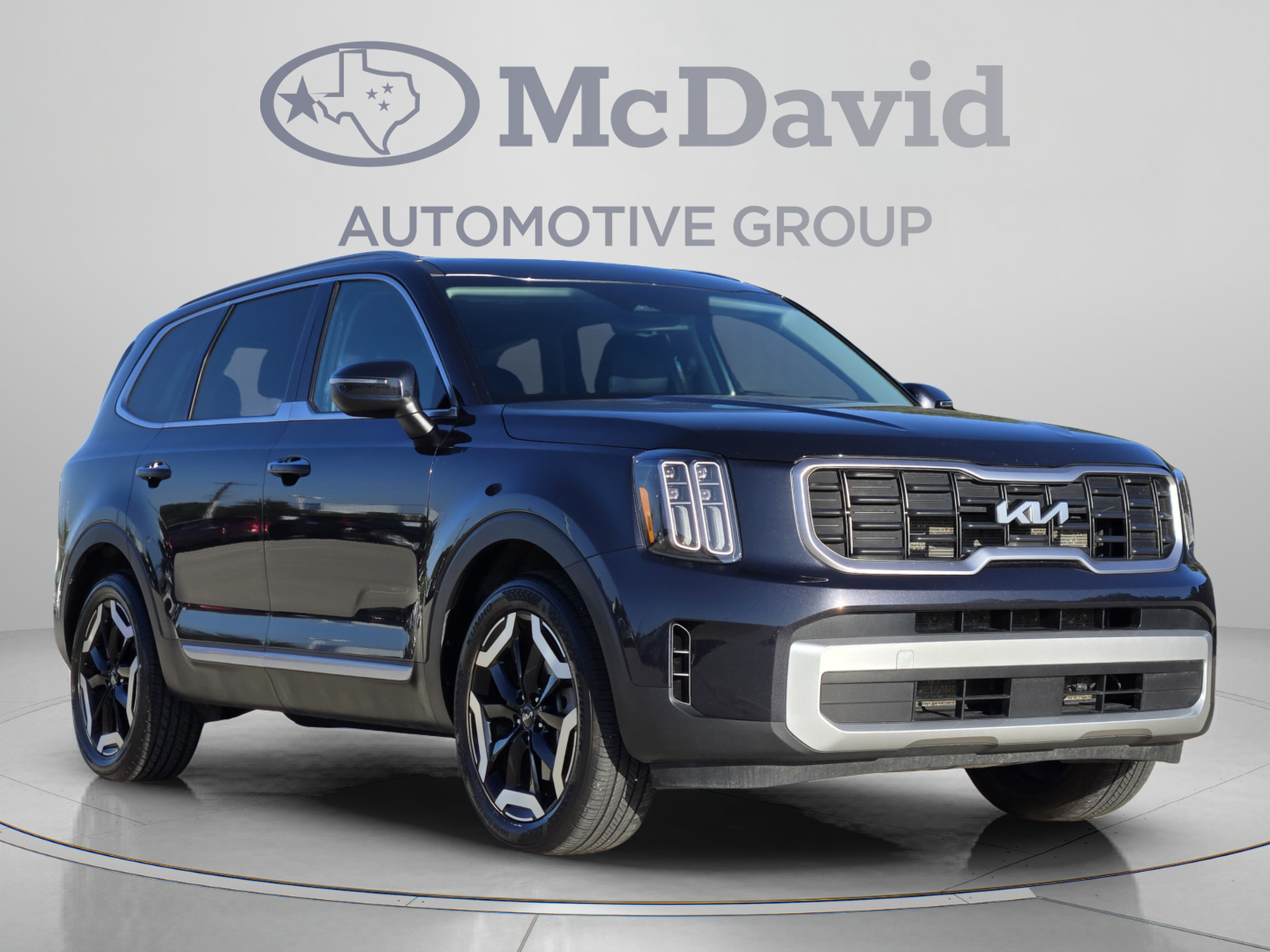 Used 2025 Kia Telluride S FWD image 7