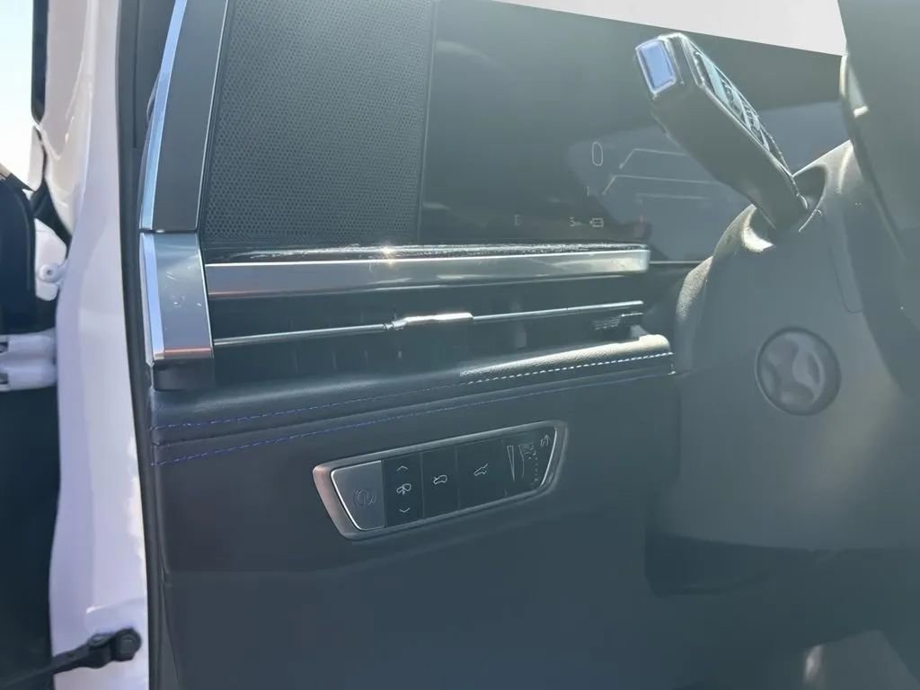 New 2025 Cadillac Escalade IQ Luxury 1 image 14