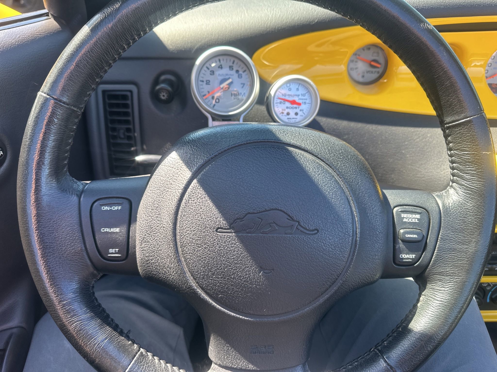 Used 1999 Plymouth Prowler RWD image 17