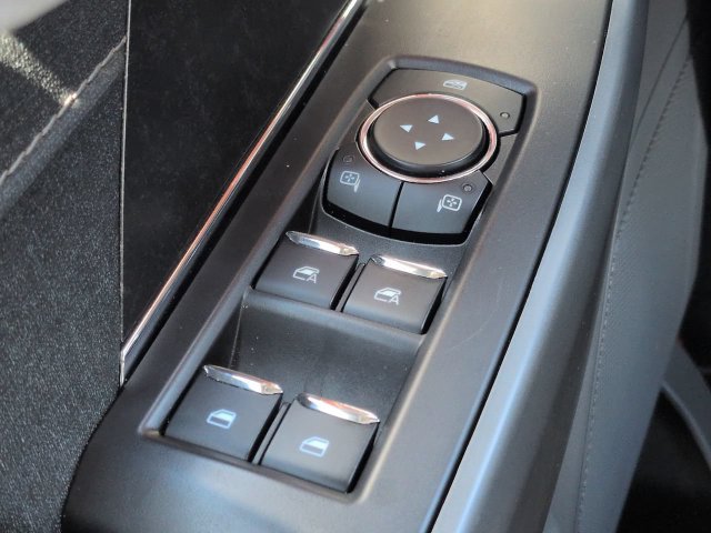 Used 2023 Ford F150 Lightning XLT AWD/4WD image 25