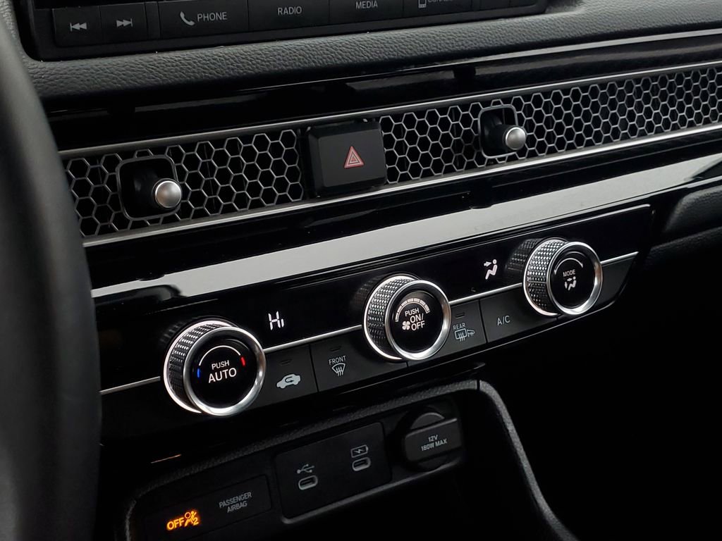 Certified 2025 Honda Civic Sport image 21