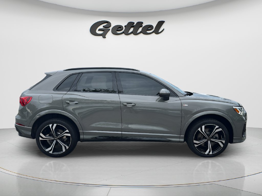 Used 2023 Audi Q3 2.0T Premium Plus w/ Premium Plus Package AWD/4WD image 4