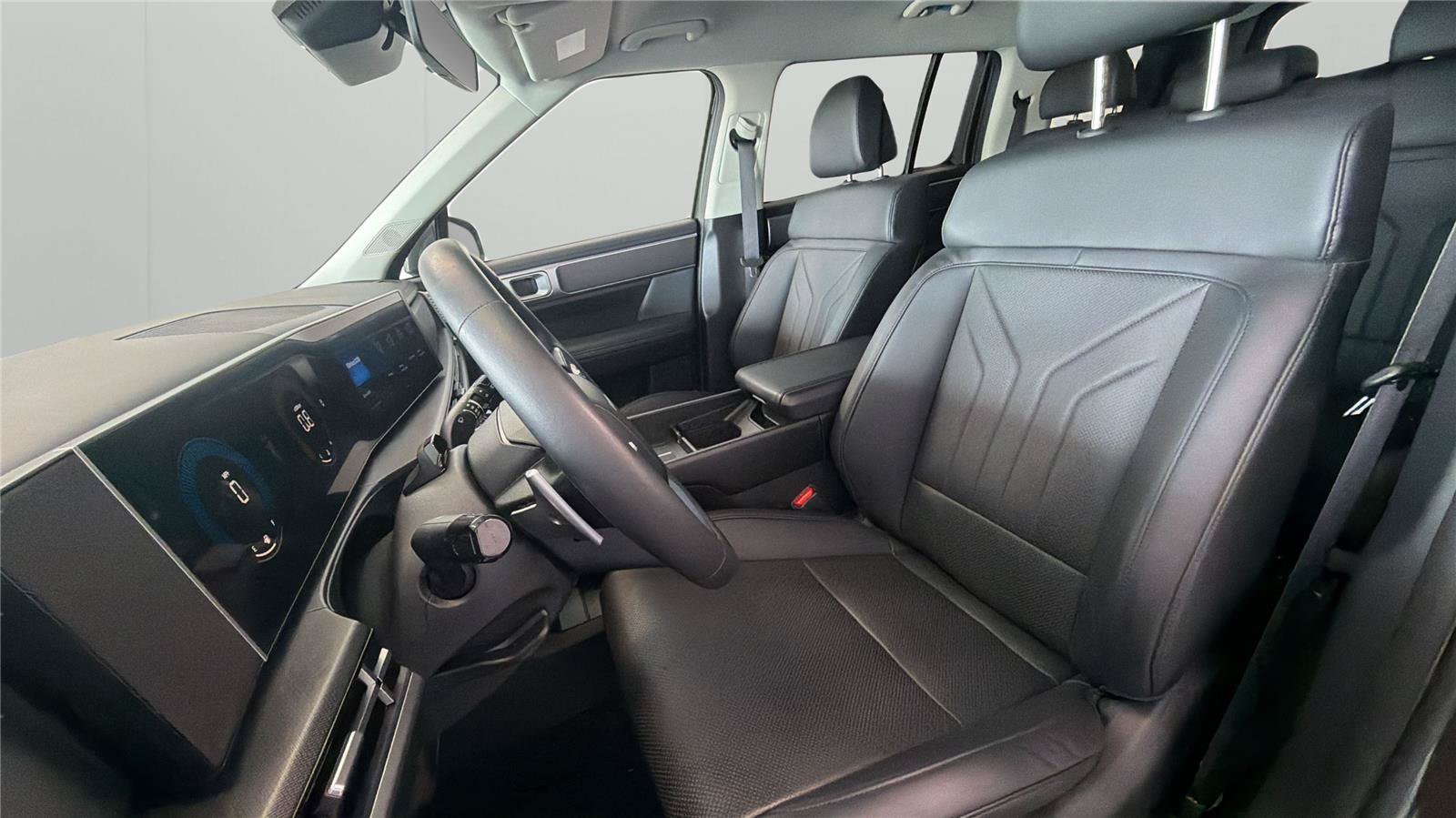 Certified 2025 Hyundai Santa Fe SEL FWD image 10