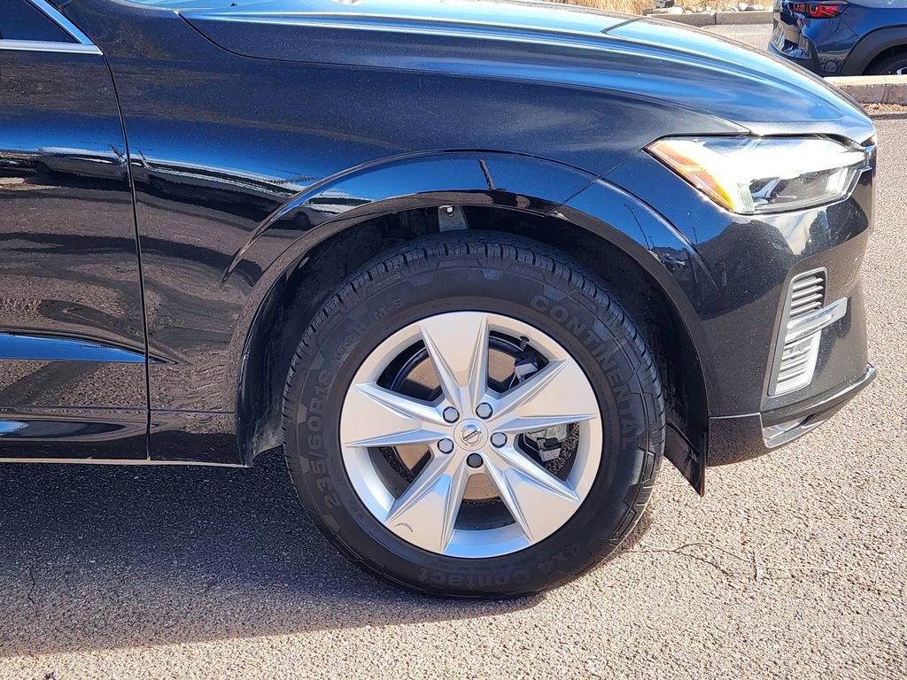 Used 2022 Volvo XC60 B5 Momentum AWD/4WD image 28